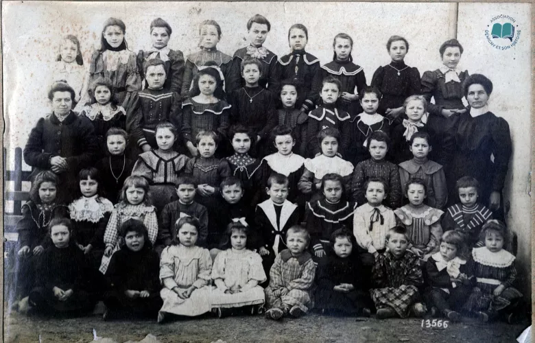 1899